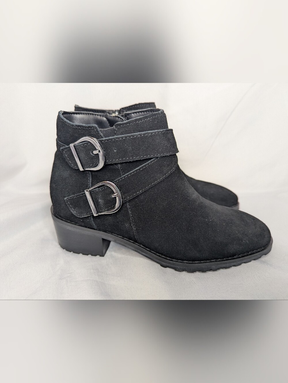 NWOB Blondo Sway Suede Waterproof Boots Women's Size 6